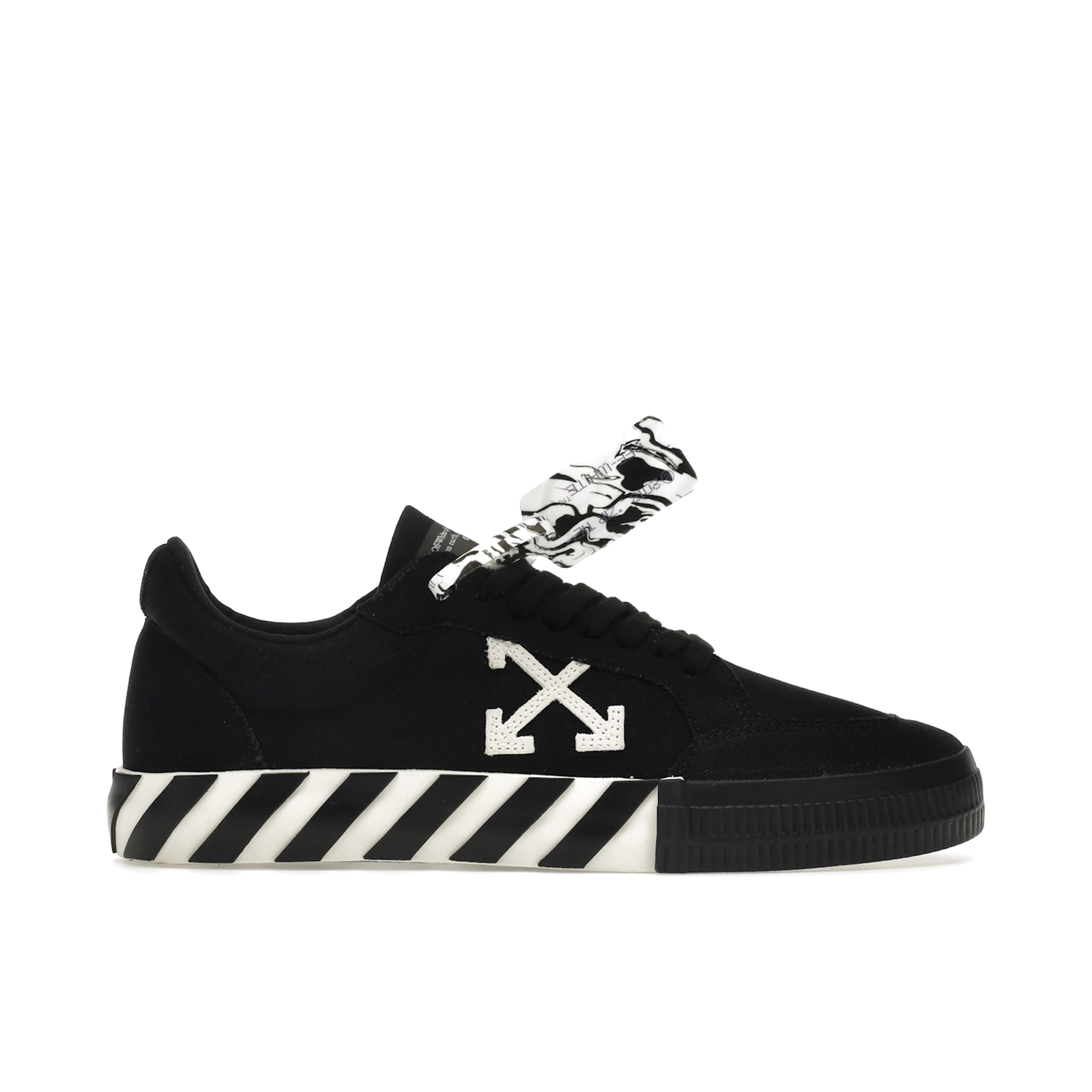 OFF-WHITE Vulc Low Black White Arrow — Off-white en Ibiza