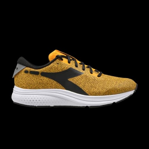 Diadora Kuruka 5 'Saffron Black'