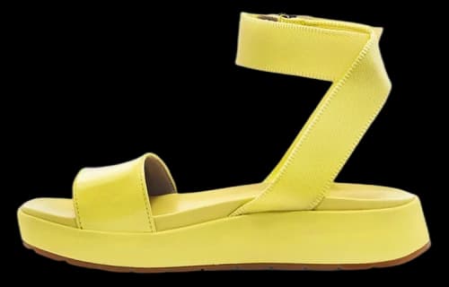 UGG Lennox (Women's)