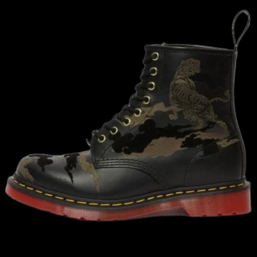 Dr. Martens Unisex 1460 Yott Martin Boots Black