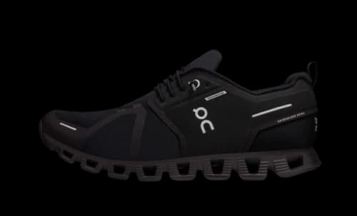 On Running Cloud 5 Waterproof All Black
