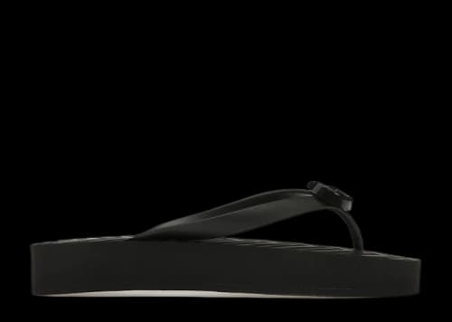 Gucci Chevron Thong Sandal Black Rubber