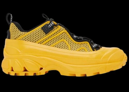 Burberry Arthur Yellow Black