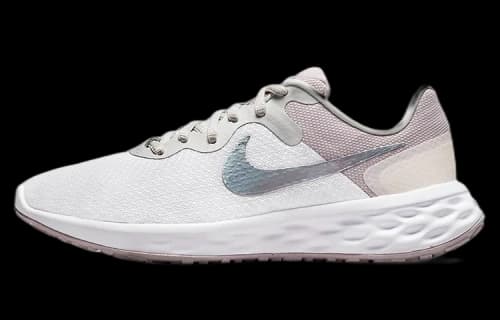 Nike Revolution 6 PRM White Ocean Cube Photon Dust (Women's)
