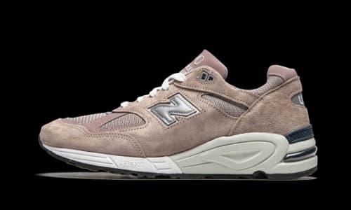 New Balance 990v2 Kithstrike Rose