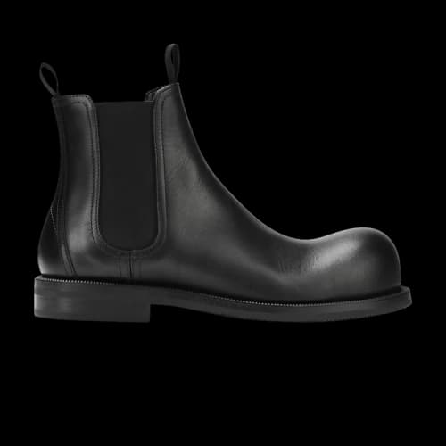 Martine Rose Bulb Toe Chelsea Boot 'Black'