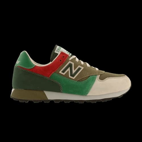New Balance Trail Buster