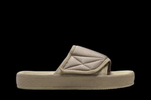 Yeezy Season 7 Fabric Slipper 'Sand'