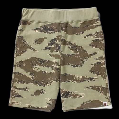 BAPE Tiger Camo Sweat Shorts Shorts Beige