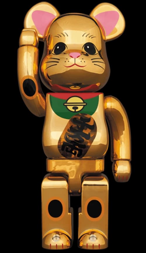 Bearbrick beckoning cat gold-plated emission 400%