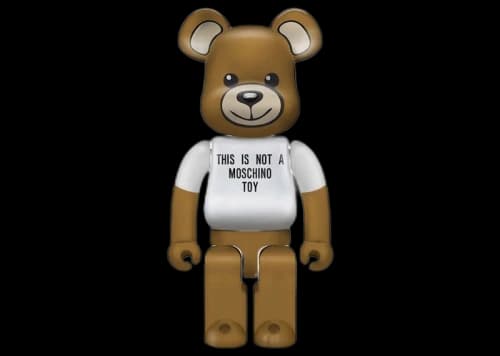Bearbrick Macau 2020 Moschino 1000%
