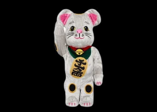 Bearbrick Maneki Neko Kigurumi 400% Silver