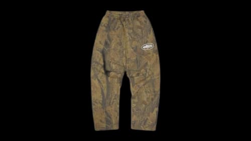 Corteiz Island Puff Print Open Hem Sweatpant Forest Camo