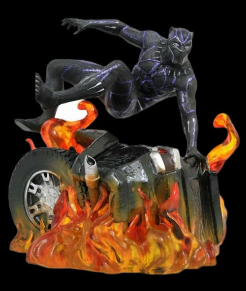 Diamond Select Toys Marvel Gallery Black Panther Movie Version, Jumping PVC Figure Statue