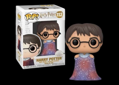 Funko Pop! Harry Potter Harry Potter Holding Invisibility Cloak Figure #112