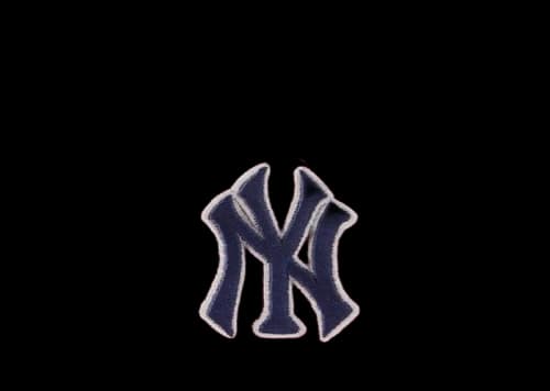 Gucci Card Case NY Yankees Patch Pink