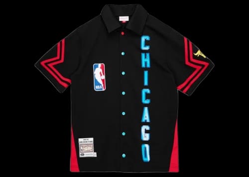 Hebru Brantley x Mitchell & Ness Chicago Bulls Shooting Shirt Black