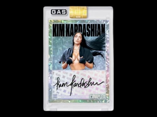 Kim Kardashian 2026 GAS Complex Con Autographed Cracked Ice Foil Card Ungraded