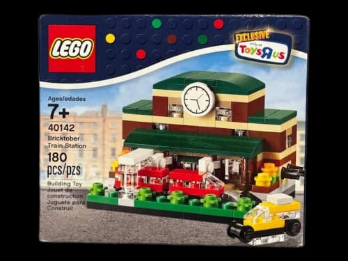 LEGO Bricktober Train Station Set 40142