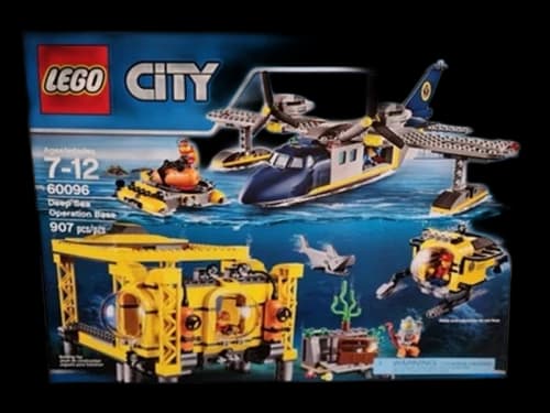LEGO City Deep Sea Operation Base Set 60096