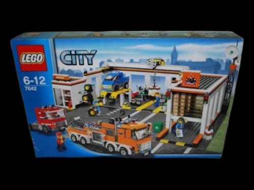 LEGO City Garage Set 7642