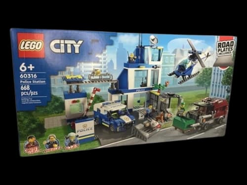LEGO City Police Station Set 60316