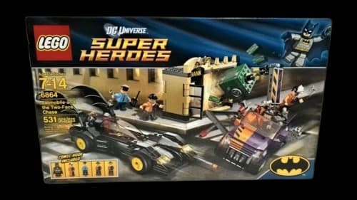 LEGO DC Comics Super Heroes Batmobile and the Two-Face Chase Set 6864
