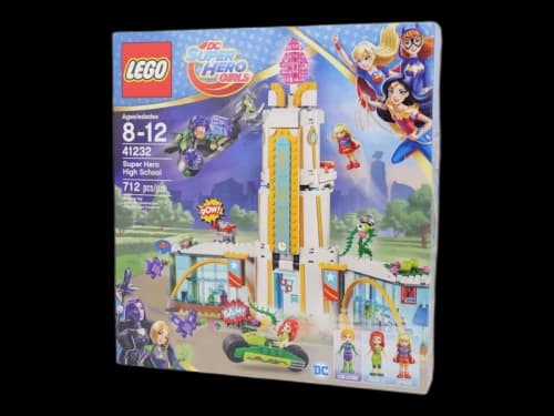 LEGO DC Super Heroes Girls Super Hero High School Set 41232