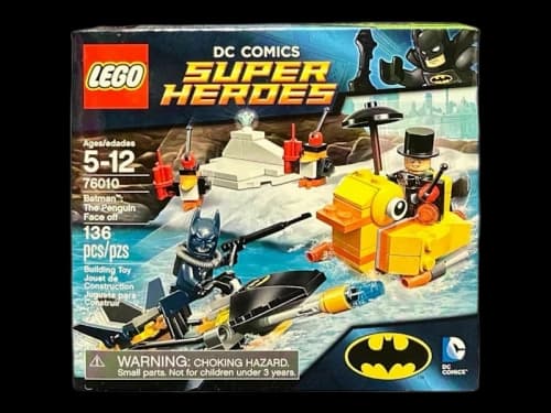 LEGO DC Universe Super Heroes Batman: The Penguin Face Off Set 76010