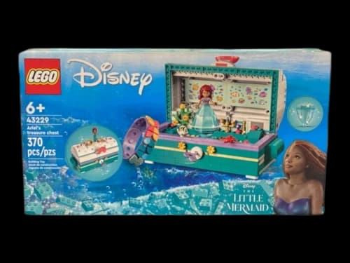 LEGO Disney Ariel's Treasure Chest Set 43229