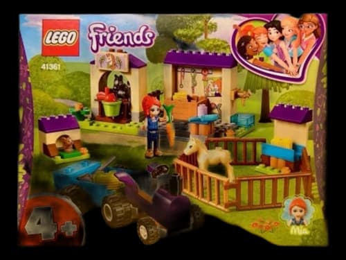 LEGO Friends 4+ Mia's Foal Stable Set 41361