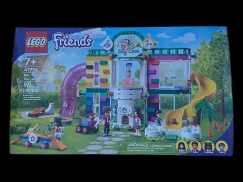 LEGO Friends Pet Day-Care Center Set 41718