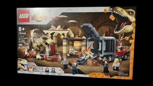 LEGO Jurassic World T. rex & Atrociraptor Dinosaur Breakout Set 76948