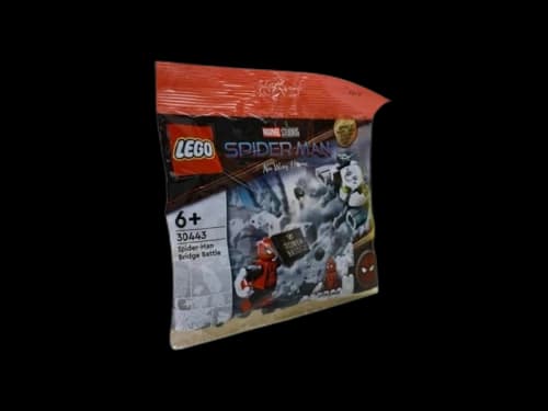 LEGO Marvel Studios Spider-Man: No Way Home Spider-Man Bridge Battle Set 30443