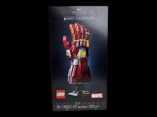 LEGO Marvel Studios The Infinity Saga Nano Gauntlet Set 76223