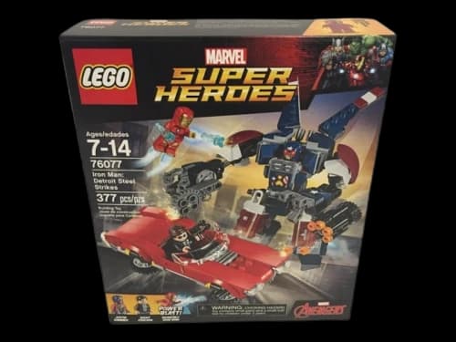 LEGO Marvel Super Heroes Iron Man: Detroit Steel Strikes Set 76077