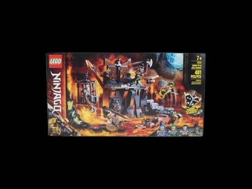 LEGO Ninjago Journey to The Skull Dungeons Set 71717
