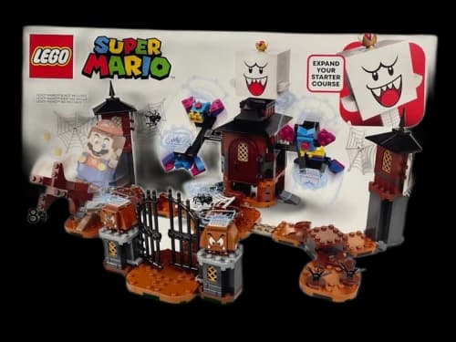LEGO Super Mario King Boo and the Haunted Yard Set 71377