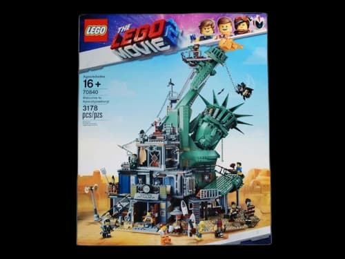 LEGO The LEGO Movie 2 Welcome to Apocalypseburg! Set 70840