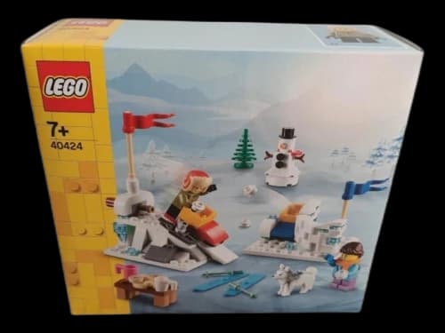 LEGO Winter Snowball Fight Target Exclusive Set 40424