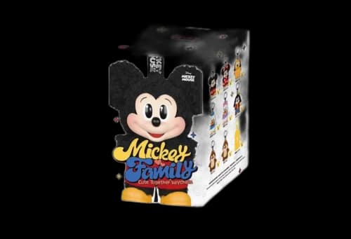 Pop Mart Disney 'Mickey Family Together' Series Plush Keychain Single (1 Blind Box)