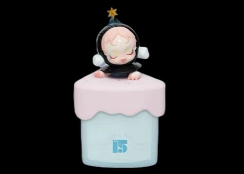 Pop Mart Let’s celebrate POP MART's 15th Anniversry Series Skullpanda Scented Candle
