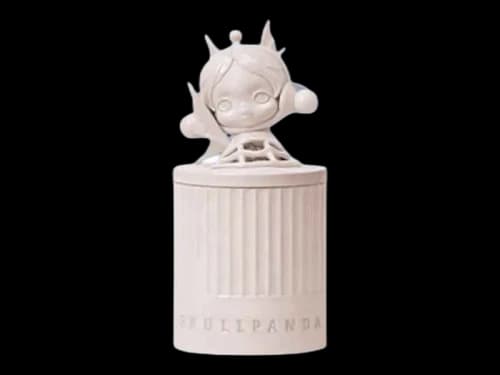 Pop Mart SKULLPANDA The Paradox Series Being a Butterfly Scented Candle