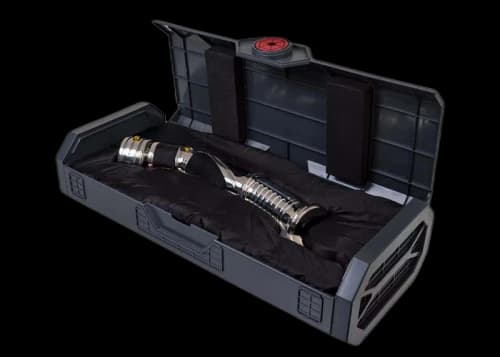 Star Wars Galaxy's Edge Tyranus Lightsaber Hilt