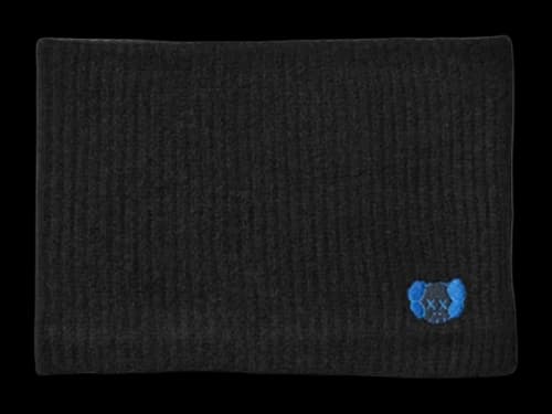 Uniqlo x KAWS Kids Heat Tech Yarn Knitted Neck Warmer Black