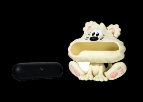 Verdy x Beats Pill Vear Statue Speaker