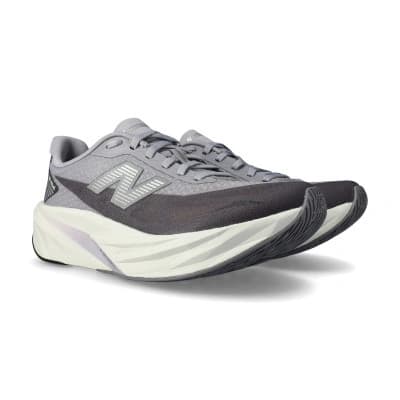 New Balance Zapatilla Fuelcell Rebel V5 Mujer